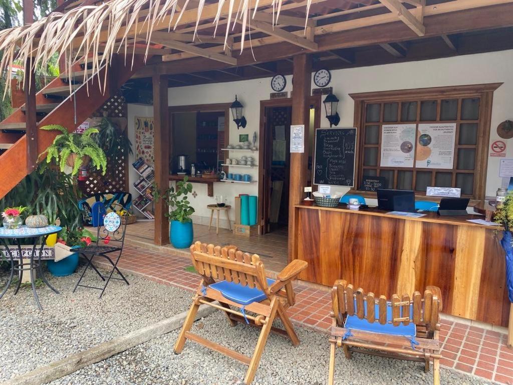 Posada Nena Caribe Puerto Viejo de Talamanca Экстерьер фото